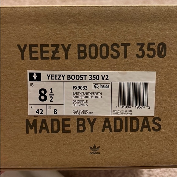 YEEZY BOOST 350 V2 - Picture 3 of 16